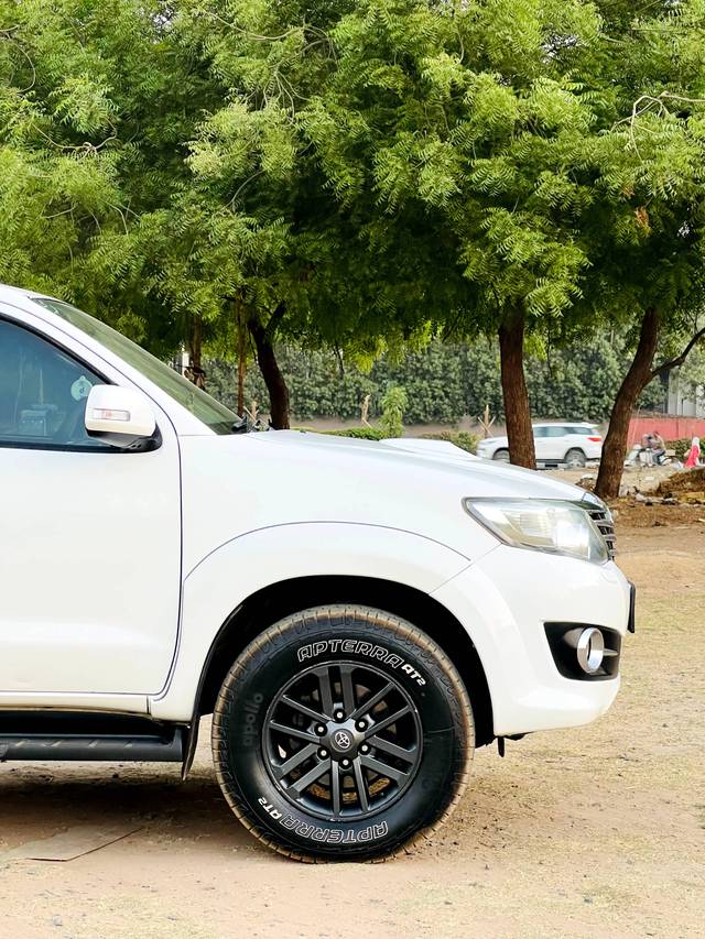 https://images10.gaadi.com/usedcar_image/4592677/original/processed_839b7642c4c5079f6c97eb56d7aa96de.jpg?imwidth=6401