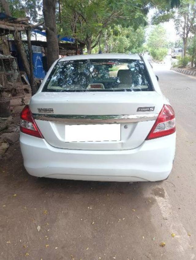 https://images10.gaadi.com/usedcar_image/4592697/original/processed_24e7cd8f-9d6f-40bd-8372-fc7cf6e26cac.jpg?imwidth=6401