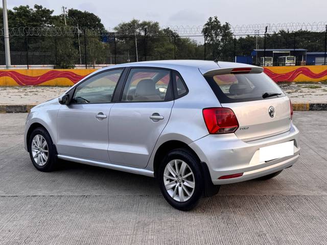 https://images10.gaadi.com/usedcar_image/4592702/original/processed_155608004fff46cc9934b2bbbf87c3a2.JPG?imwidth=6401