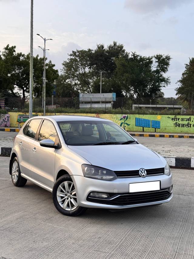 https://images10.gaadi.com/usedcar_image/4592702/original/processed_17666f7dc6e4b2950c408e0c2a81afc7.JPG?imwidth=6400
