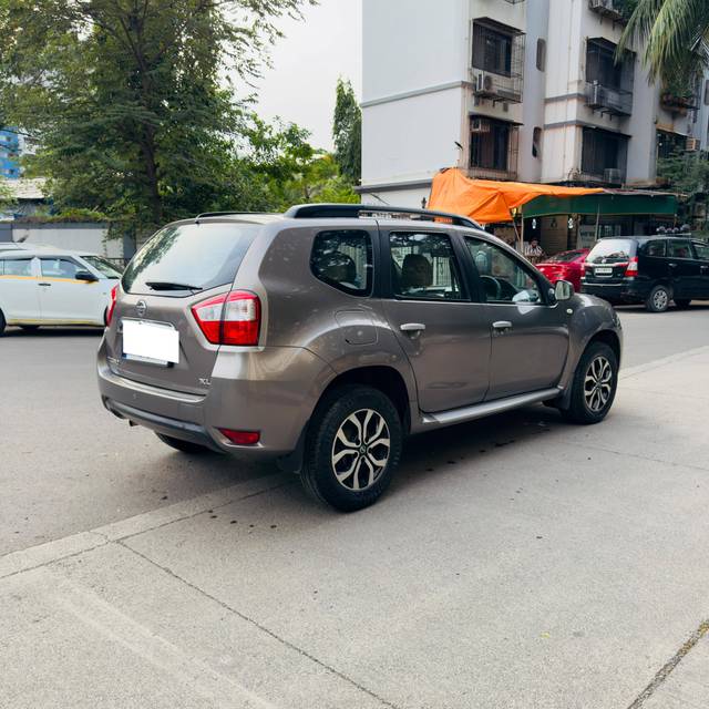https://images10.gaadi.com/usedcar_image/4592703/original/processed_23a537a9e8335c894d2c1af7107b5c89.jpg?imwidth=6402