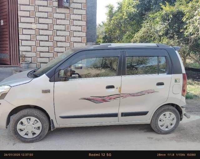 https://images10.gaadi.com/usedcar_image/4592710/original/processed_2d0621e8-c51a-4ff7-abad-361d3454561c.jpg?imwidth=6401