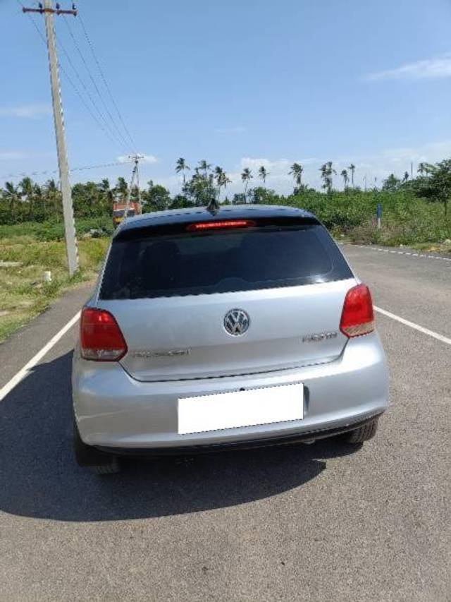 https://images10.gaadi.com/usedcar_image/4592711/original/processed_72f2a0e2-cb9b-4f17-b5e3-a8abf6d1b465.jpg?imwidth=6401
