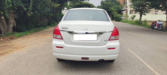 https://images10.gaadi.com/usedcar_image/4592721/original/processed_147469bfa179f486b011008413111803.jpg?imwidth=6401