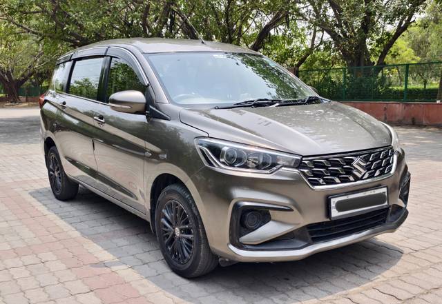 https://images10.gaadi.com/usedcar_image/4592741/original/processed_a2883758d49e68bec442b0d66b7f8757.jpg?imwidth=6400