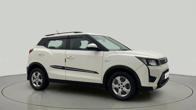 https://images10.gaadi.com/usedcar_image/4592823/original/444480471ac2fa546273d7fee1d9b834.jpg?imwidth=6400