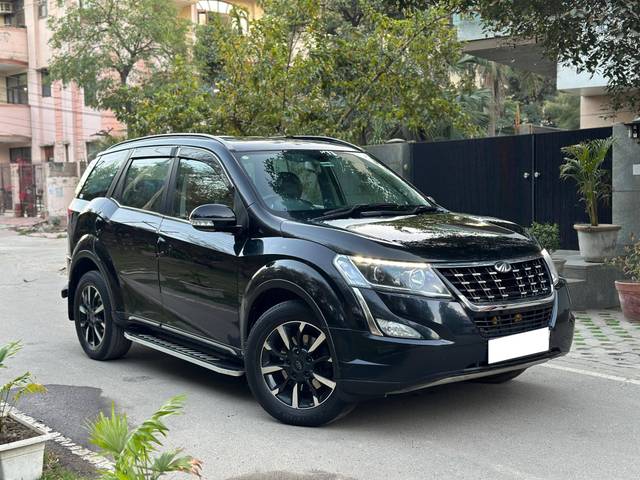 https://images10.gaadi.com/usedcar_image/4592832/original/processed_d7b3ae5a67d2b99d790596c78a0f49fd.jpg?imwidth=6400