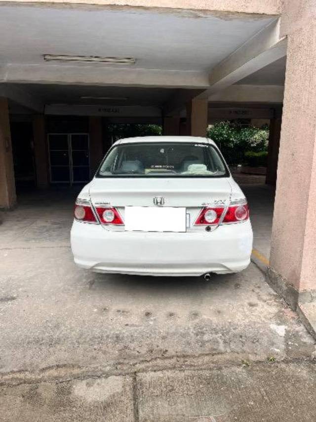 https://images10.gaadi.com/usedcar_image/4592840/original/processed_d1a14207-1e57-412b-99c4-0a57facf9ac7.jpeg?imwidth=6400