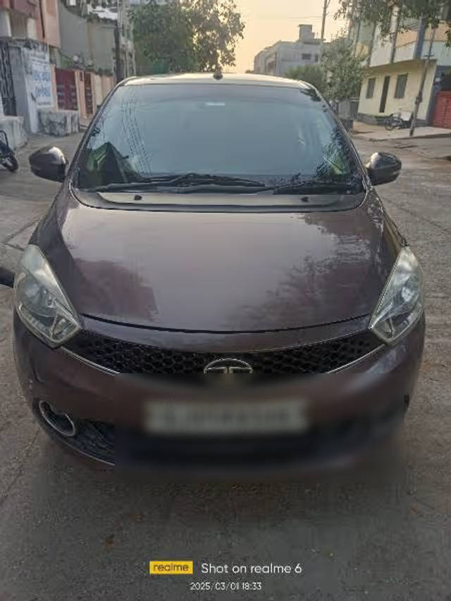 https://images10.gaadi.com/usedcar_image/4592849/original/03331f5b-8cee-4b12-8bc7-753e1ba4b117.png?imwidth=6400