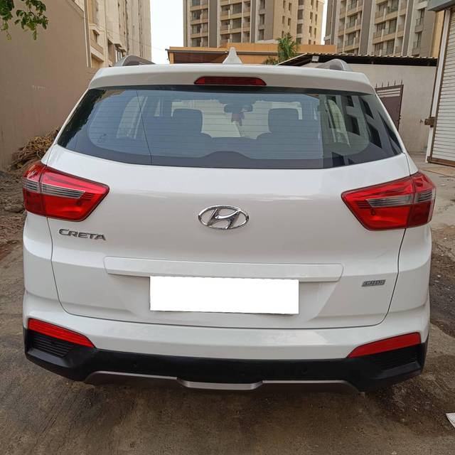https://images10.gaadi.com/usedcar_image/4592850/original/processed_2b59a3cdc11311d27f1ce43e4e85f6e9.jpg?imwidth=6401