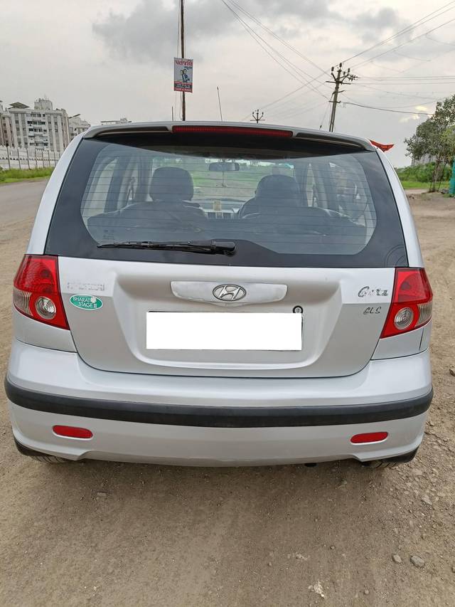 https://images10.gaadi.com/usedcar_image/4592857/original/processed_a7eecda5e30550635af0cd4bccbae760.jpg?imwidth=6401