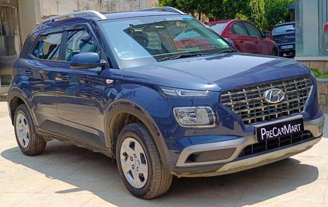 https://images10.gaadi.com/usedcar_image/4592858/original/processed_bc3f68389d0b44550b1a7e84e089329e.jpeg?imwidth=6400