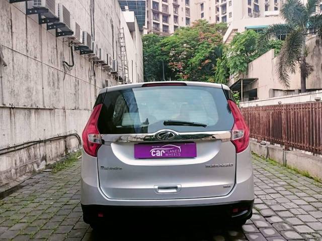 https://images10.gaadi.com/usedcar_image/4592873/original/processed_dd43fbf826c640026ef97f9cdbb56283.jpg?imwidth=6401