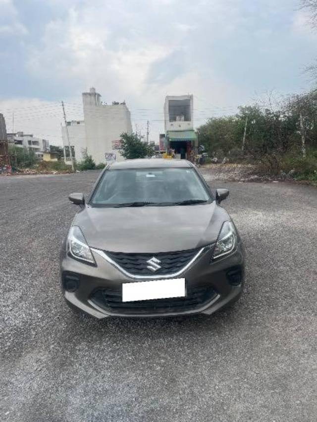 https://images10.gaadi.com/usedcar_image/4592879/original/processed_16ec8977-908a-464b-aba4-6fe0c4d51c75.jpeg?imwidth=6402