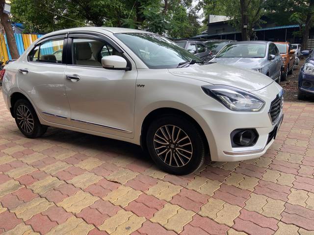 https://images10.gaadi.com/usedcar_image/4592970/original/451eda11fb1d6a4e900df3b456059a58.jpeg?imwidth=6400