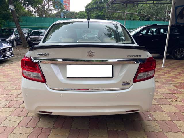 https://images10.gaadi.com/usedcar_image/4592970/original/processed_aa0c64e69d78f859722322d9ebb854ff.jpeg?imwidth=6401