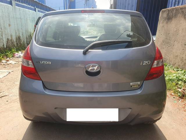 https://images10.gaadi.com/usedcar_image/4592975/original/processed_06b458c90f77913c151a6f574f038b2d.jpg?imwidth=6401