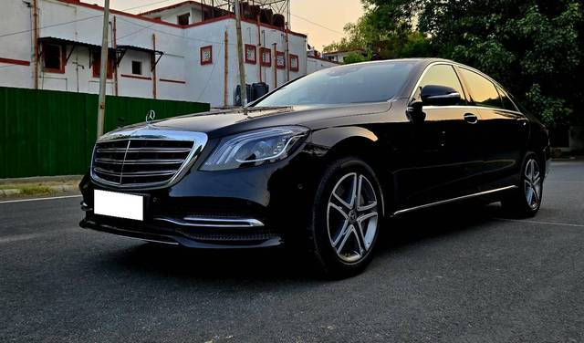 https://images10.gaadi.com/usedcar_image/4593014/original/processed_bd3b2064d05b7e6853ba87df0199b669.jpg?imwidth=6402