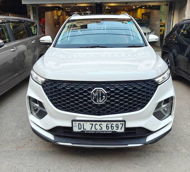 https://images10.gaadi.com/usedcar_image/4593049/original/processed_50486612ed2624a55075f1a8ace76206.jpg?imwidth=6400