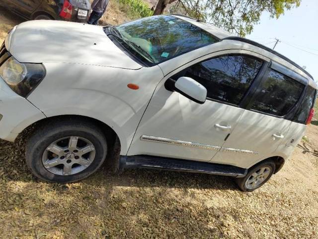https://images10.gaadi.com/usedcar_image/4593052/original/processed_aa5d336e-7559-4751-bad1-110fd3ec361c.jpg?imwidth=6400