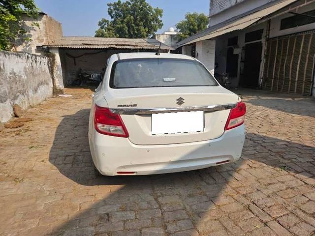 https://images10.gaadi.com/usedcar_image/4593058/original/processed_a67f23e1-196a-412f-8b04-fb0e27820031.jpeg?imwidth=6401