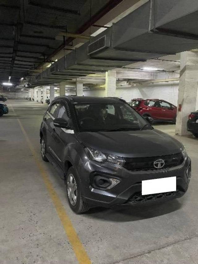 https://images10.gaadi.com/usedcar_image/4593077/original/processed_5904b31f-4e93-4817-964c-a02c5e7a8510.jpeg?imwidth=6400