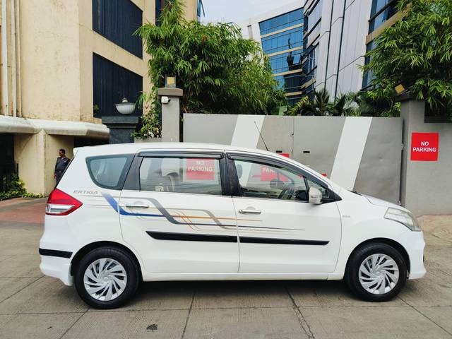 https://images10.gaadi.com/usedcar_image/4593124/original/processed_da405d886c7501af2c5b881ae5206321.jpeg?imwidth=6401