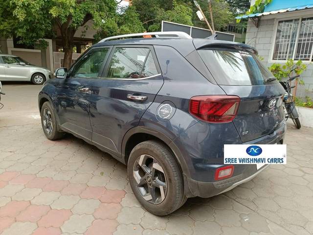 https://images10.gaadi.com/usedcar_image/4593129/original/processed_eb7336cff759d4dc336cc03649578359.jpg?imwidth=6402