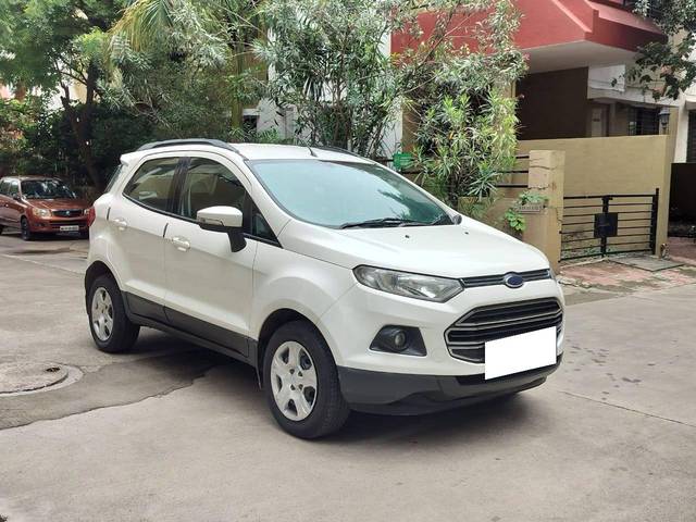 https://images10.gaadi.com/usedcar_image/4593135/original/processed_525b42964f579cf6dad426e3c099abfa.jpg?imwidth=6400