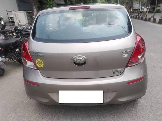 https://images10.gaadi.com/usedcar_image/4593144/original/processed_affd918a-34b5-4324-b30f-373d4005b8d1.jpeg?imwidth=6401