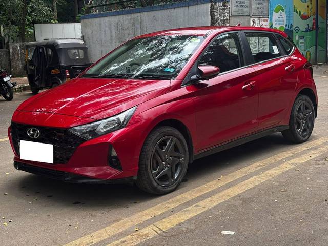 https://images10.gaadi.com/usedcar_image/4593145/original/processed_0d55c5b983c3a4913e7def3f849d0665.jpg?imwidth=6400