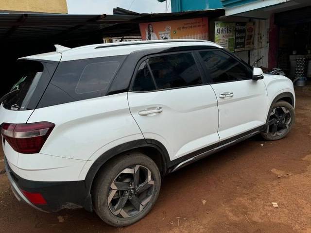 https://images10.gaadi.com/usedcar_image/4593172/original/processed_338462ba-ecf5-4b34-b2e5-29e1af35e8a4.jpeg?imwidth=6402