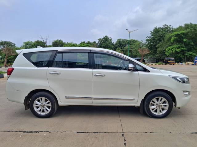 https://images10.gaadi.com/usedcar_image/4593198/original/3f0aa01da03977d27b7e073b23f434c2.jpg?imwidth=6401