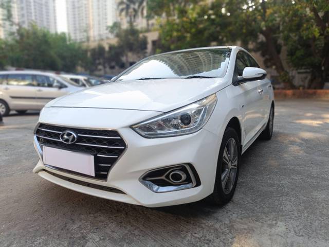 https://images10.gaadi.com/usedcar_image/4593202/original/processed_63758e0a652624c833f462c199247b71.jpg?imwidth=6400