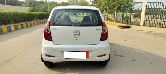 https://images10.gaadi.com/usedcar_image/4593209/original/processed_6446a887d971c0cbfcc986cc0fec15bb.jpg?imwidth=6402
