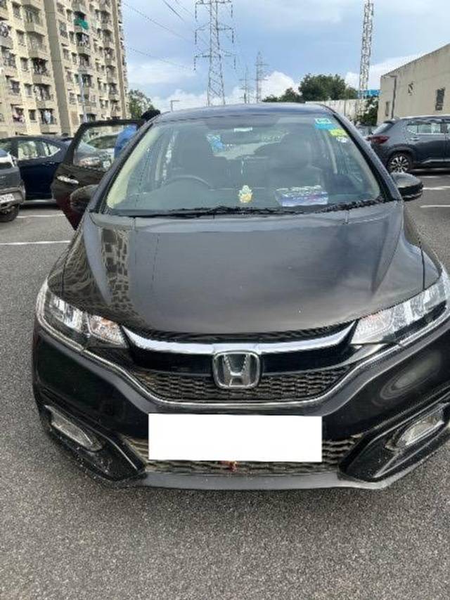 https://images10.gaadi.com/usedcar_image/4593263/original/processed_ebb9ed1f-f5de-402f-a249-8095d9a68f1e.jpeg?imwidth=6402