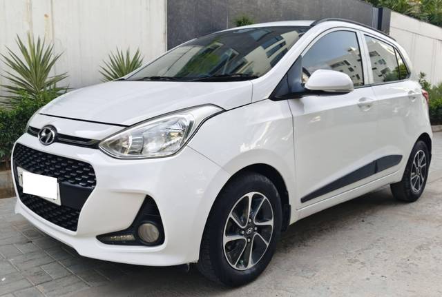 https://images10.gaadi.com/usedcar_image/4593287/original/processed_9a20096fb32bb26f3bbe813d5b8a5736.jpg?imwidth=6400