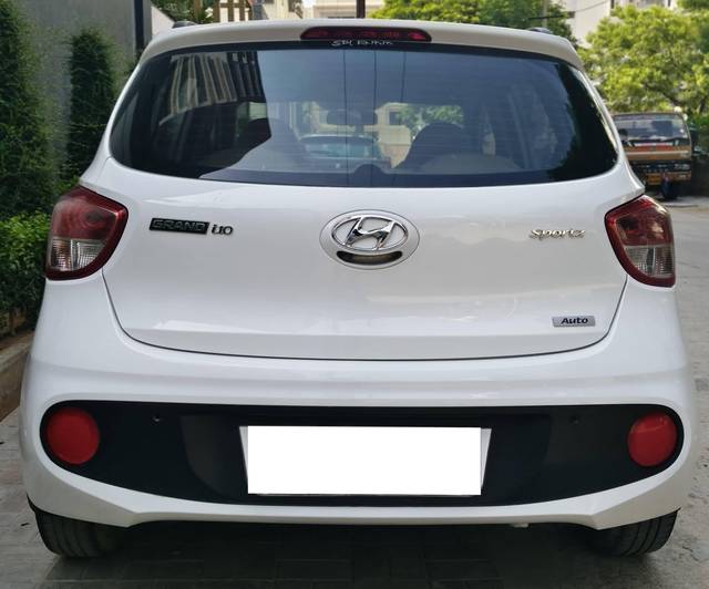 https://images10.gaadi.com/usedcar_image/4593287/original/processed_bb2003d2115fd49b64c5a6d3f85f37f4.jpg?imwidth=6401