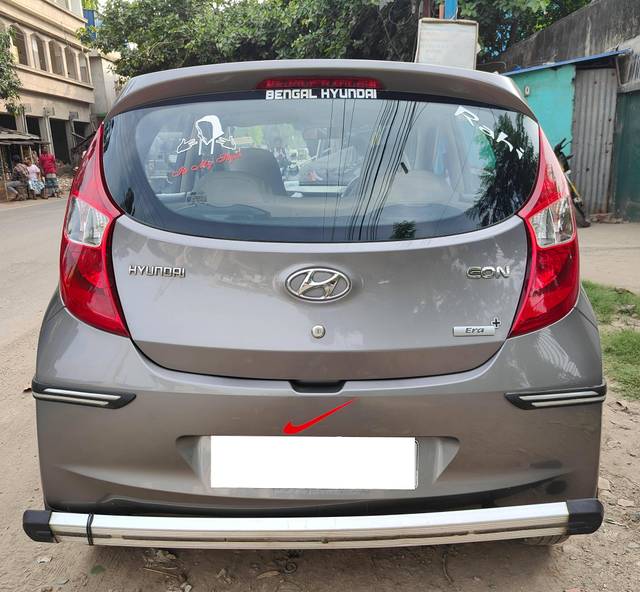 https://images10.gaadi.com/usedcar_image/4593315/original/processed_e2f7558835593062982c06e3dc551189.jpg?imwidth=6401