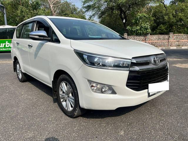 https://images10.gaadi.com/usedcar_image/4593339/original/processed_0a06e85e0dd0b5d34db8cb35eb20bb7c.jpg?imwidth=6400