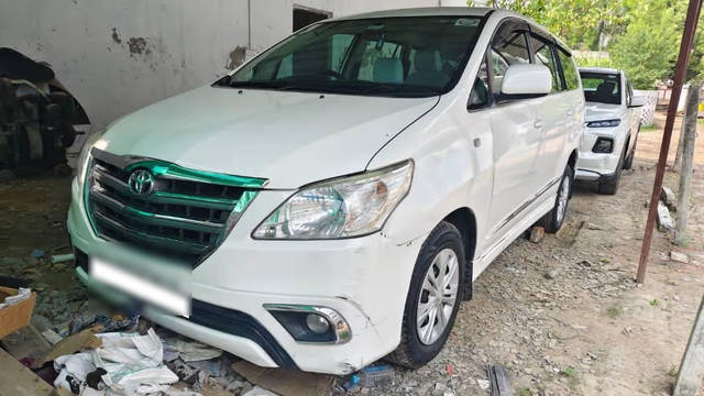 https://images10.gaadi.com/usedcar_image/4593353/original/193a381a-1b2f-4cb1-8515-9622ed8b62b6.png?imwidth=6400