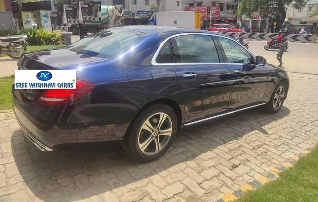 https://images10.gaadi.com/usedcar_image/4593354/original/processed_2e5b668ae7cb8f543160ccce61ff1a73.jpg?imwidth=6401