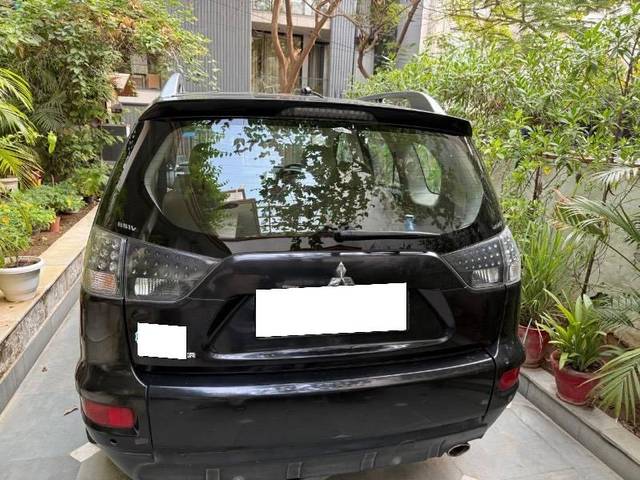 https://images10.gaadi.com/usedcar_image/4593355/original/processed_050c6357-667a-4149-9f90-7f2e3e581be0.jpeg?imwidth=6401