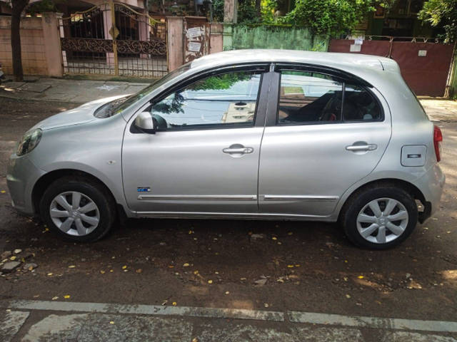 https://images10.gaadi.com/usedcar_image/4593358/original/dc730837570653ce5e9ecc4760f136a0.png?imwidth=6402