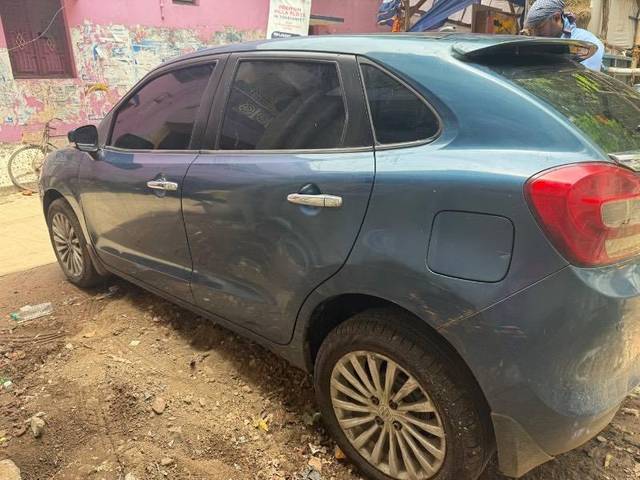 https://images10.gaadi.com/usedcar_image/4593366/original/processed_31a2422b-f7e3-473b-97f9-d58fcca9e977.jpeg?imwidth=6400