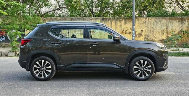 https://images10.gaadi.com/usedcar_image/4593398/original/processed_1ffe61a04ca17ac8d0fbadd8a5b46b7b.jpg?imwidth=6401