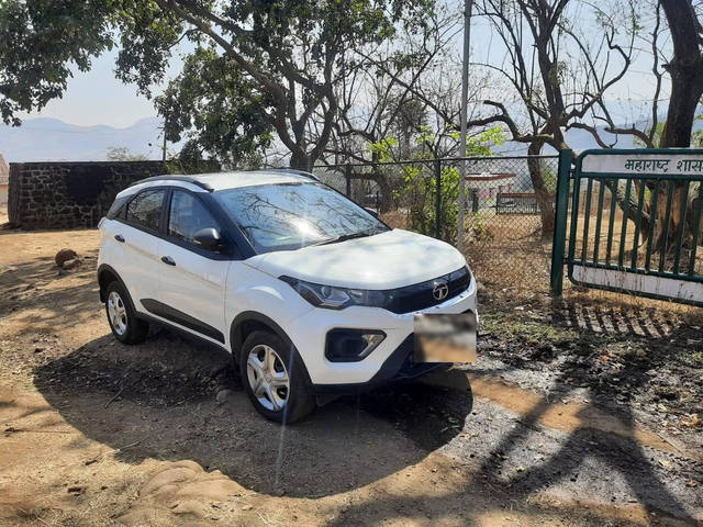 https://images10.gaadi.com/usedcar_image/4593422/original/797a8210-1d5f-4c68-8376-9cfb350f61aa.png?imwidth=6400