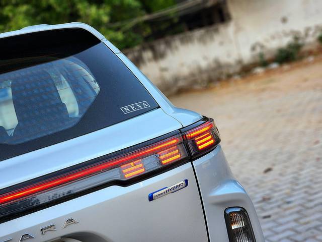https://images10.gaadi.com/usedcar_image/4593459/original/processed_18b5c4defbf4265cbd626379ca3ad441.jpg?imwidth=6401