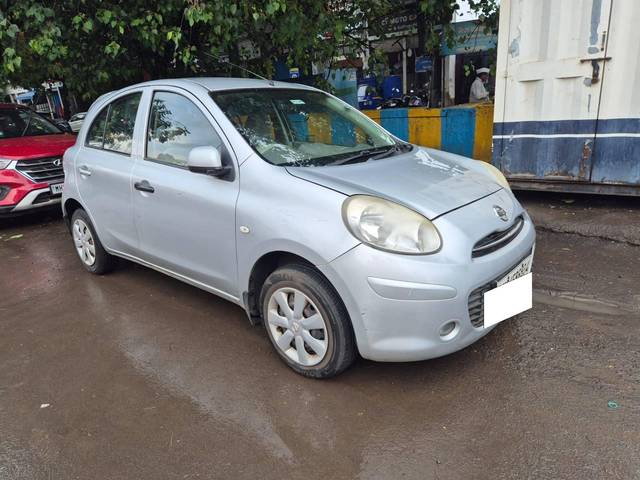 https://images10.gaadi.com/usedcar_image/4593465/original/processed_8b8c1036cddd7fb1f6a53797db01cc10.jpg?imwidth=6400