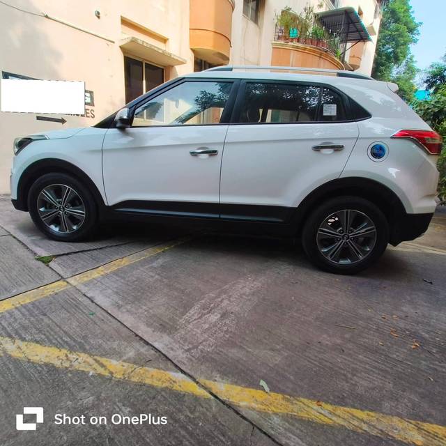 https://images10.gaadi.com/usedcar_image/4593468/original/processed_0d65afb084047e54d4d82a7c0d643b6a.jpg?imwidth=6401